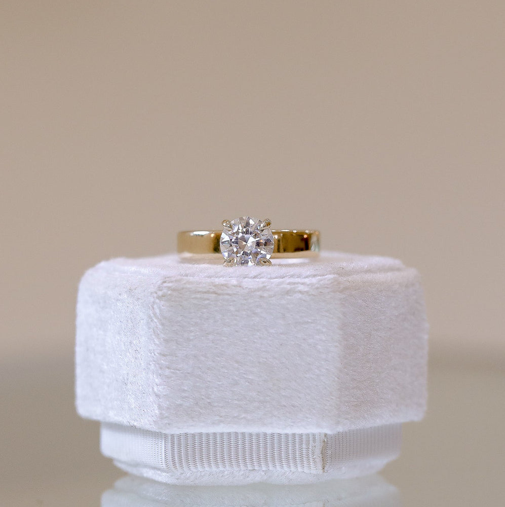 14ky Round 4mm Flat Band Solitaire Diamond Ring