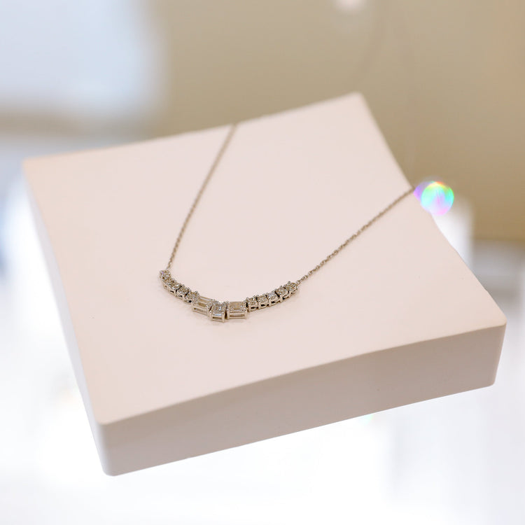 14kw .82ctw Round & Emerald-Cut Lab Grown Diamond Necklace