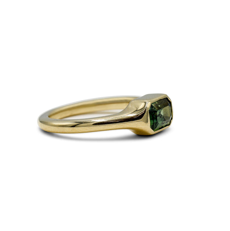 14ky 1.73ct Teal Sapphire East West Signet Ring