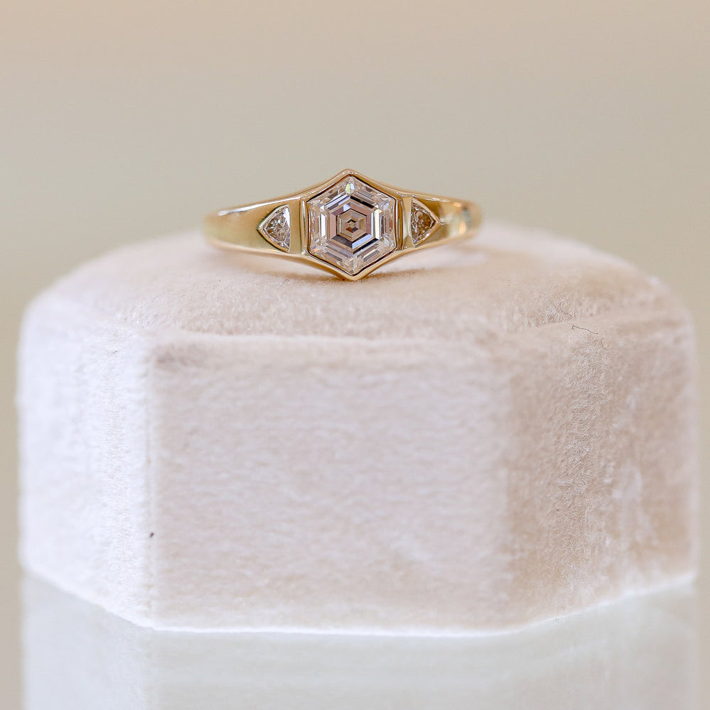 14ky 1.02ct Hex-Shaped with Trillion-Cut Diamonds Ring