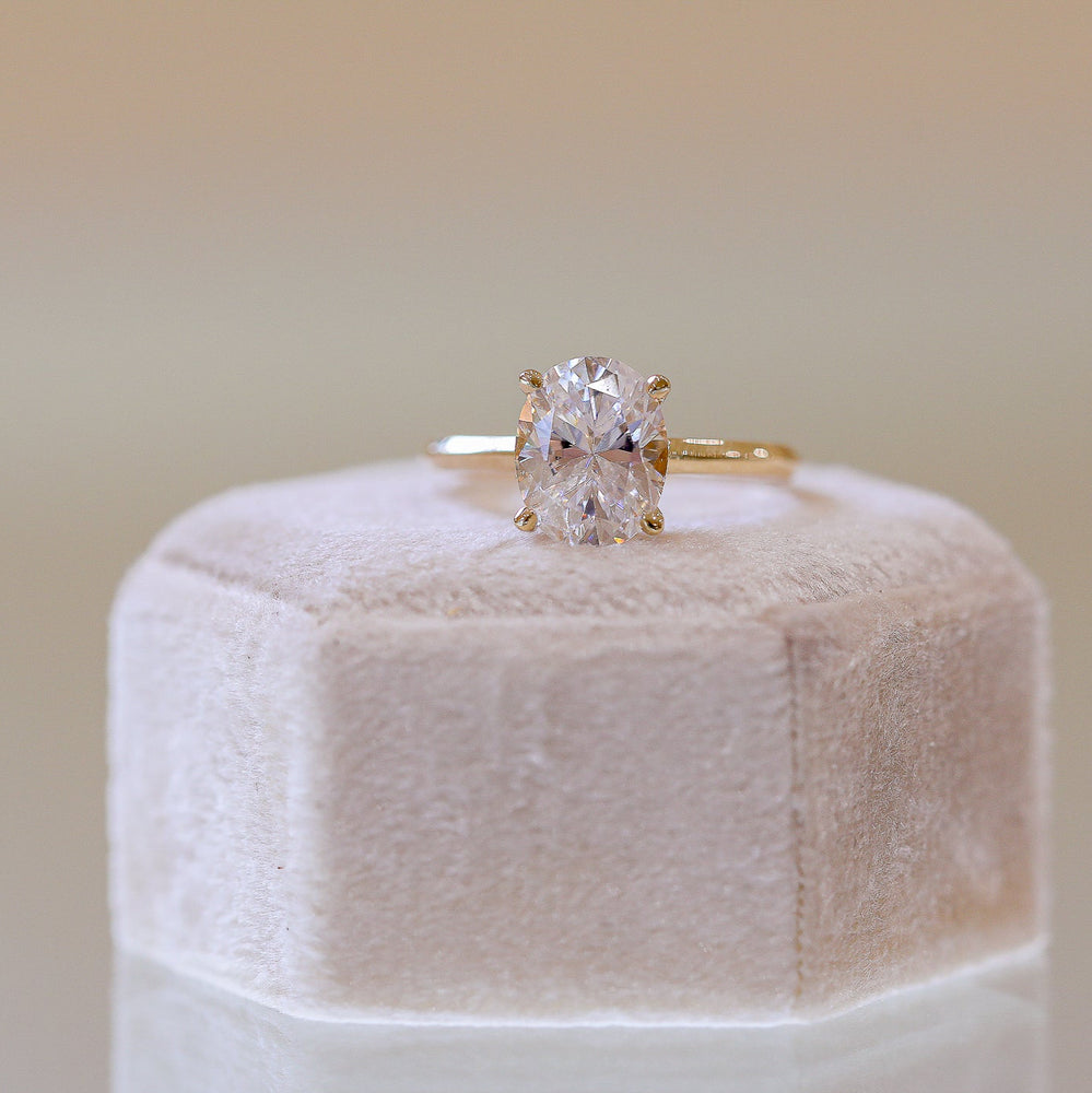 14ky Knife-Edge Oval-Cut Diamond Cathedral Ring
