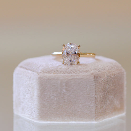 14ky Knife-Edge Oval-Cut Diamond Cathedral Ring