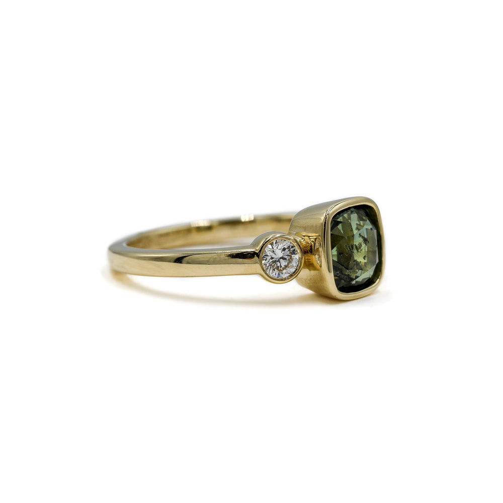 14ky 1.65ct Natural Teal Sapphire & Lab Diamond Ring
