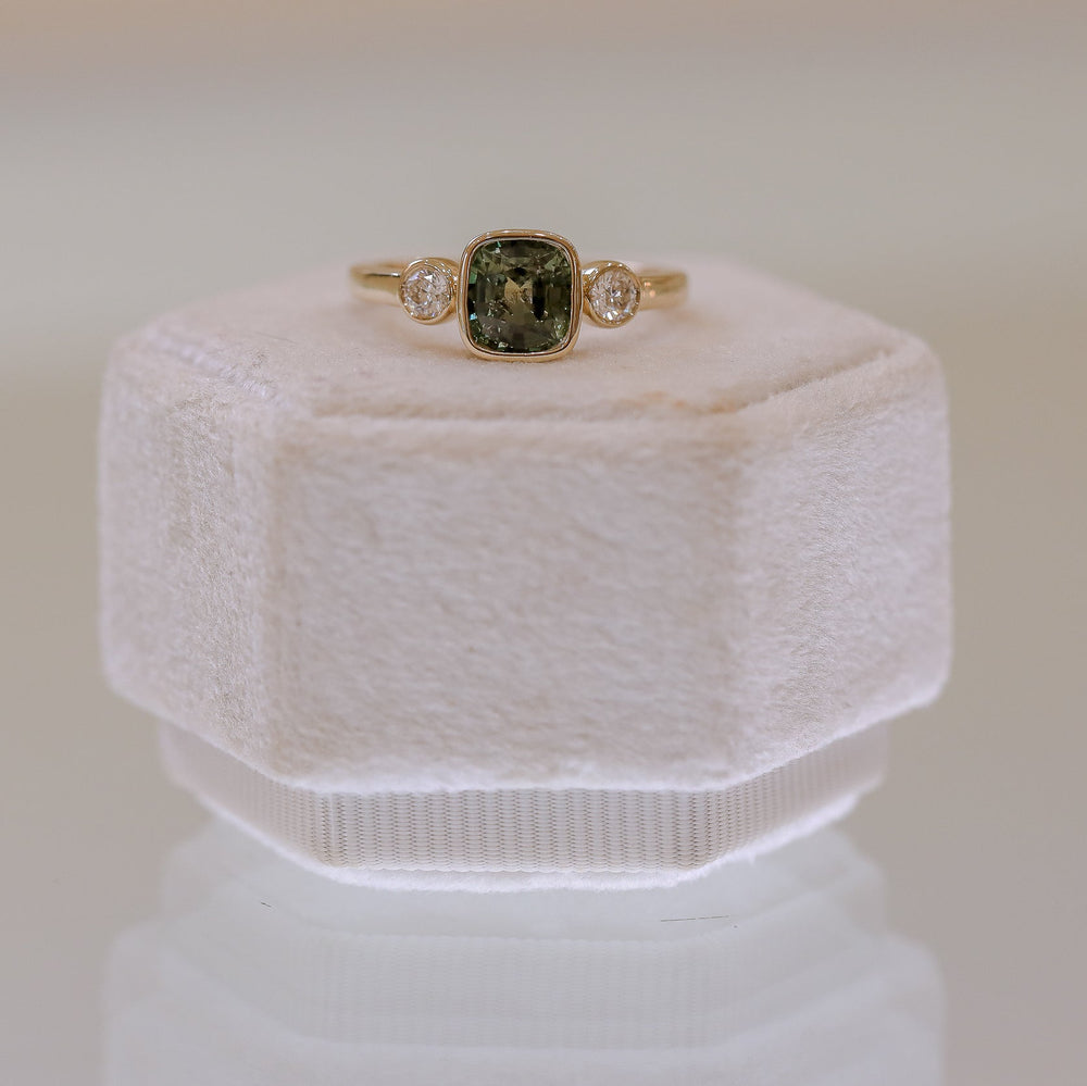 14ky 1.65ct Natural Teal Sapphire & Lab Diamond Ring