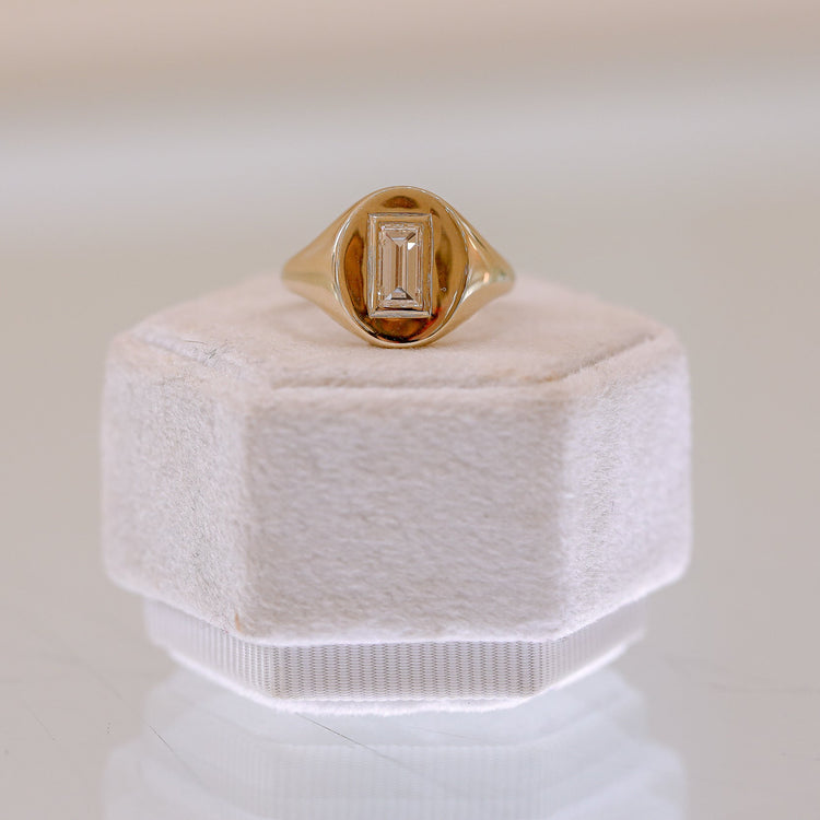14ky .73ct SI1 I Natural Baguette Diamond Bezel Set Signet Ring