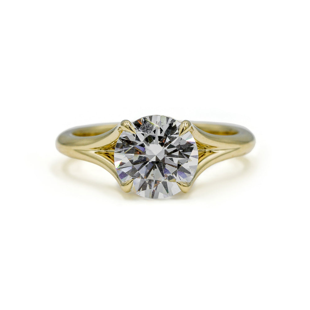 14ky Round Split Shank With Peek-A-Bo Diamond Ring