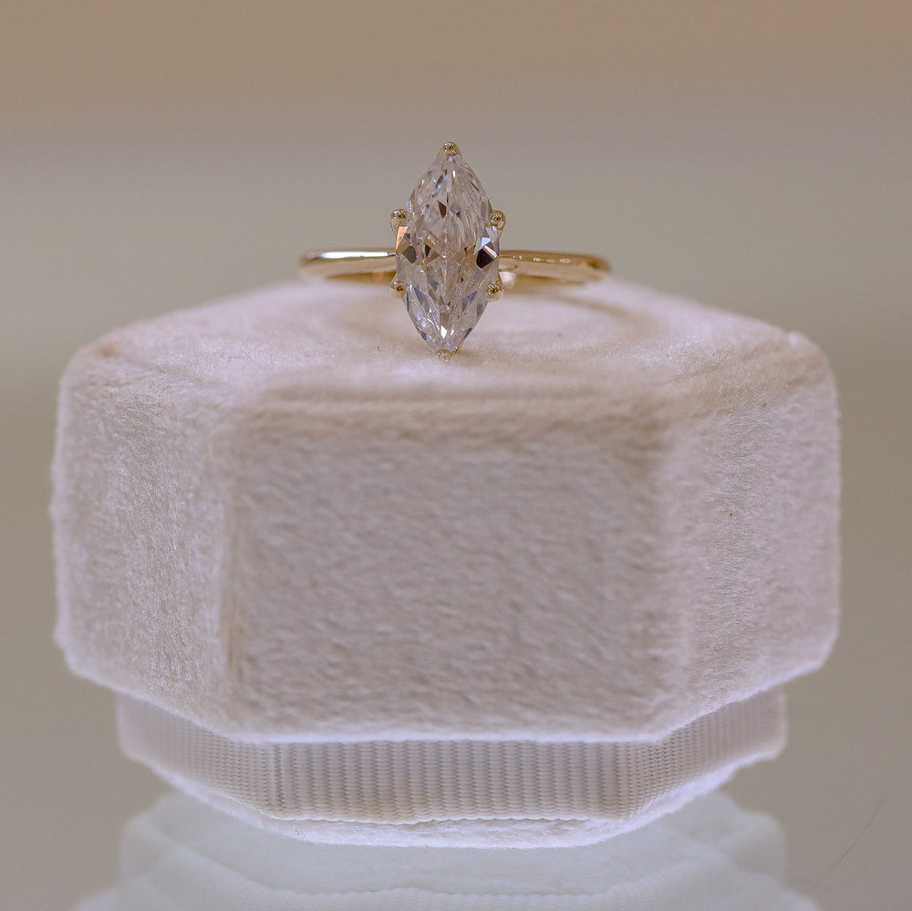 14ky Marquise .05ctw Tulip Cathedral Diamond Ring