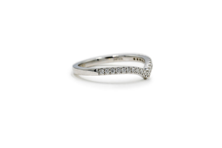 14kw .20ctw Diamond Chevron Diamond V-Band