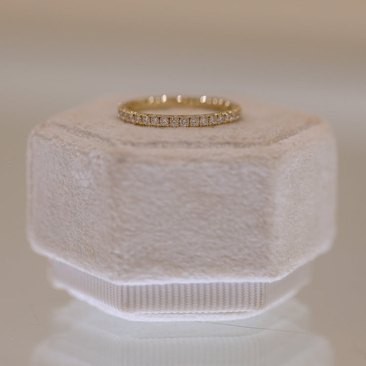 14ky Lab .33ctw French Diamond Band