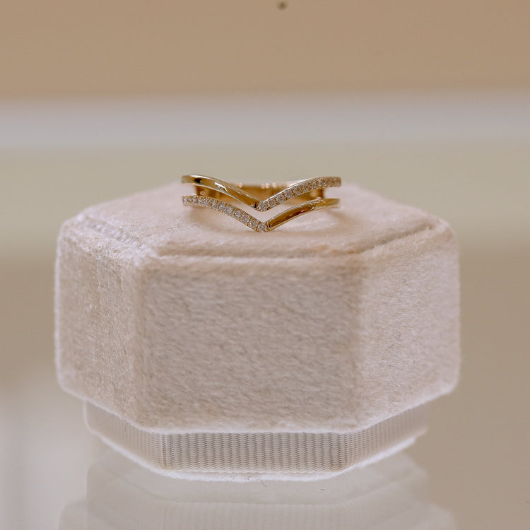 14ky .12ctw Double Chevron with Pave Lab Diamond Band