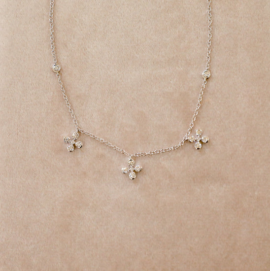 14kw .47ctw Diamond 3 Flower Necklace