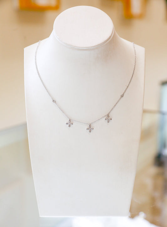 14kw .47ctw Diamond 3 Flower Necklace