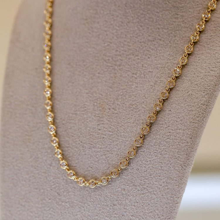 14ky 2.21ctw Bezel Link Diamond Necklace