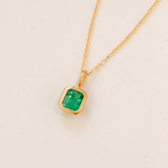 18ky .46ct Emerald-Cut Emerald Bezel Pendant