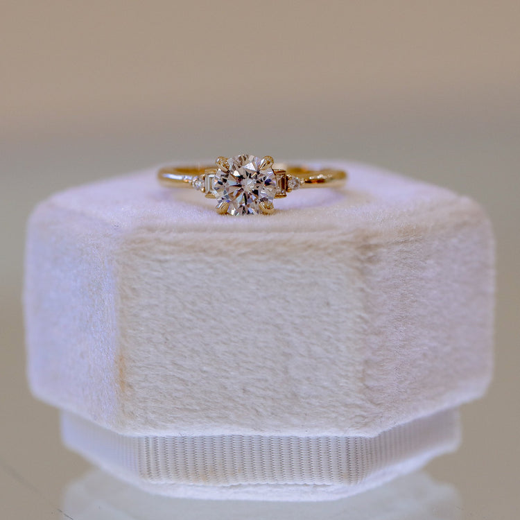 14ky .07ctw Low Profile Baguette & Round Diamond Ring