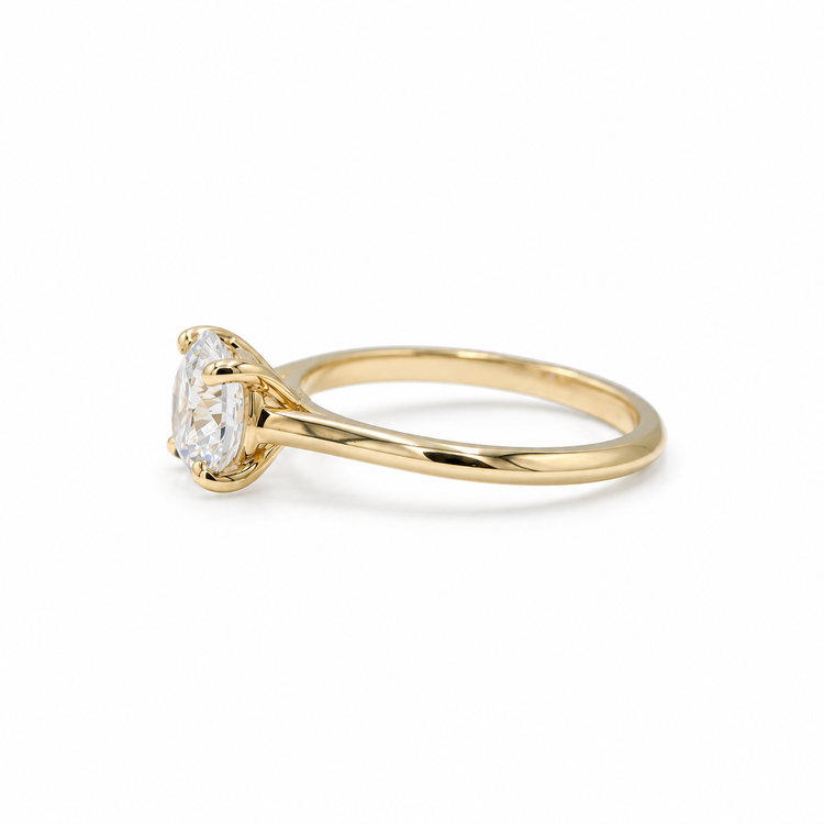 14ky Knife-Edge Round-Brilliant Diamond Cathedral Ring