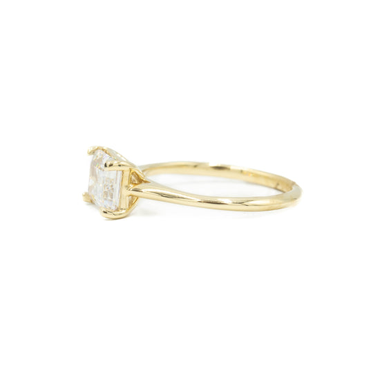14ky Emerald-Cut East-West Cathedral Diamond Ring