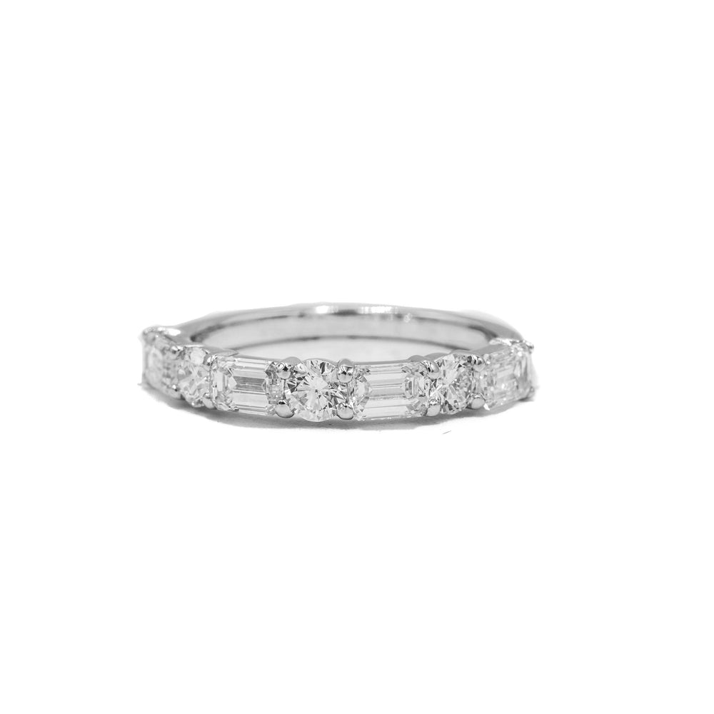 14kw 1.53ctw Round & Emerald-Cut Lab-Grown Diamond Band