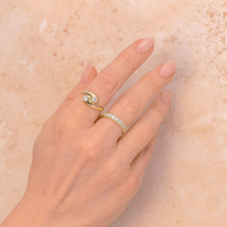 14ky .23ctw Baguette Diamond Bezel Band