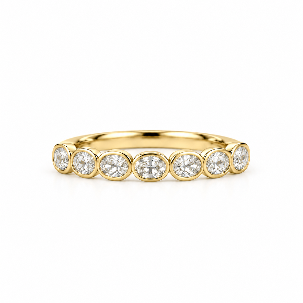 14ky 1.08ctw Oval East-West Bezel Lab Diamond Band