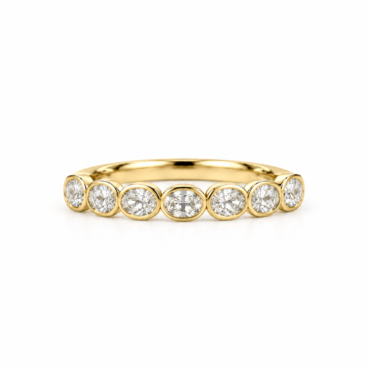 14ky 1.08ctw Oval East-West Bezel Lab Diamond Band