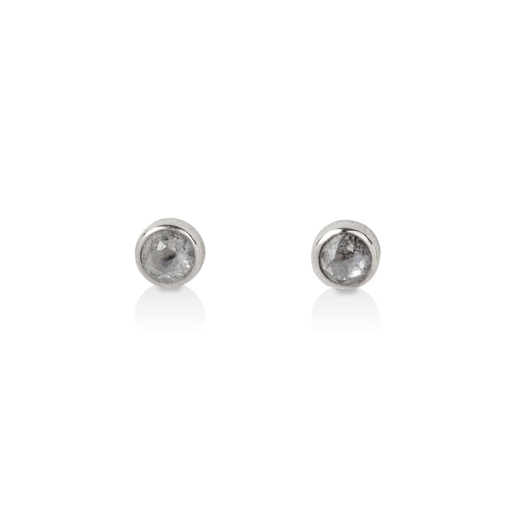 14kw .29ctw salt & pepper bezel stud earrings