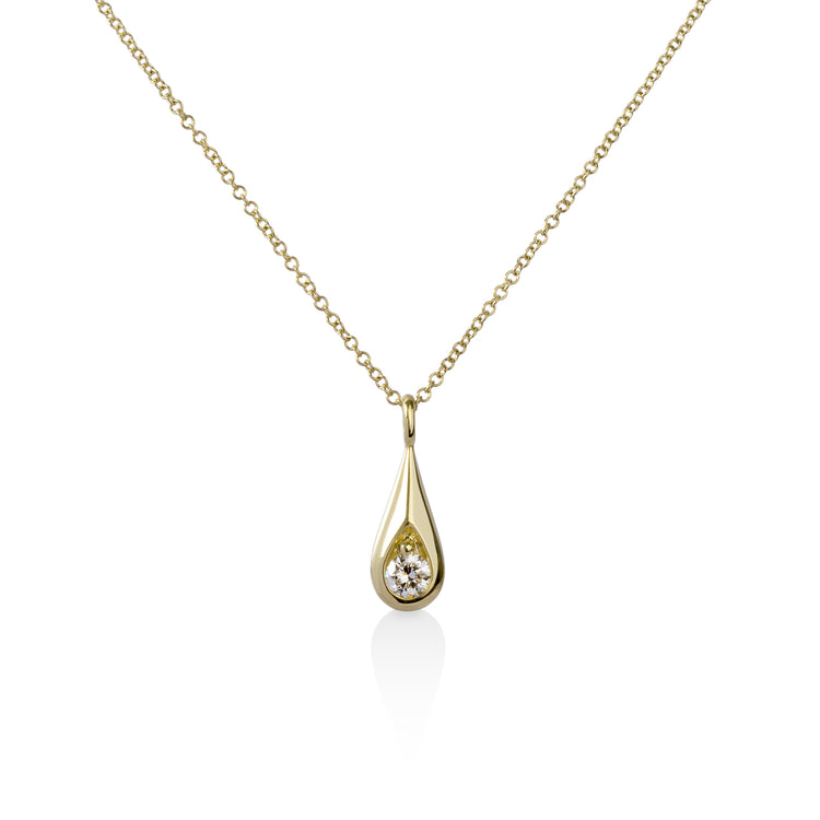 14ky .20ct Round Diamond Pear Drop Necklace