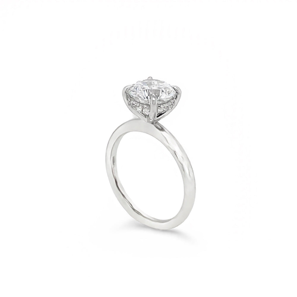 Platinum Solitaire with Hidden Halo