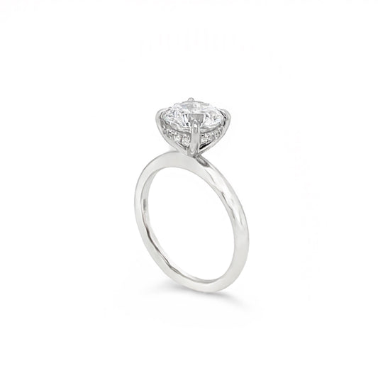 Platinum Solitaire with Hidden Halo