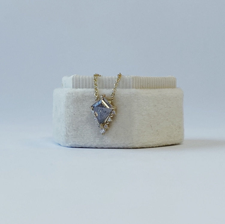 0.91ct 14ky Kite “Rae" Necklace